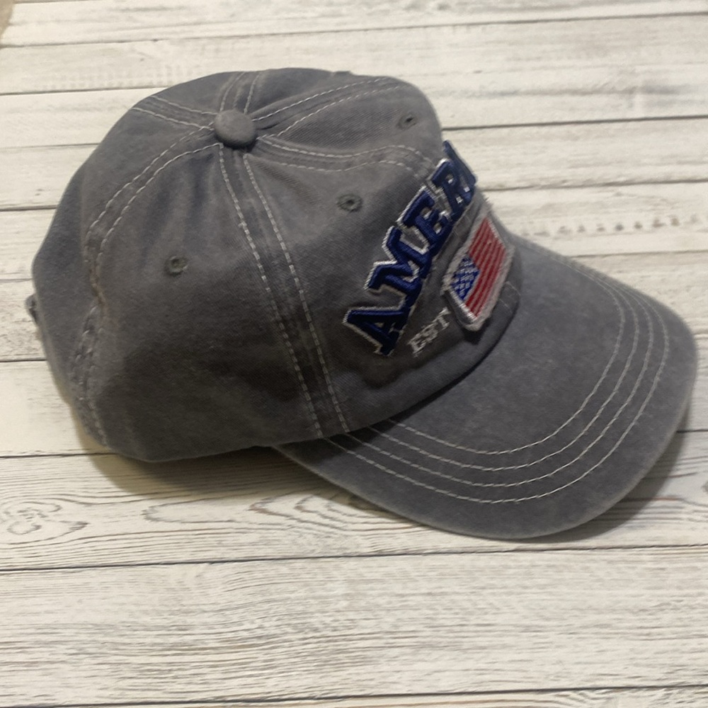 AMERICA EST 1776 Gray, Red, White & Blue American Flag Baseball Cap. Unisex - Picture 6 of 9